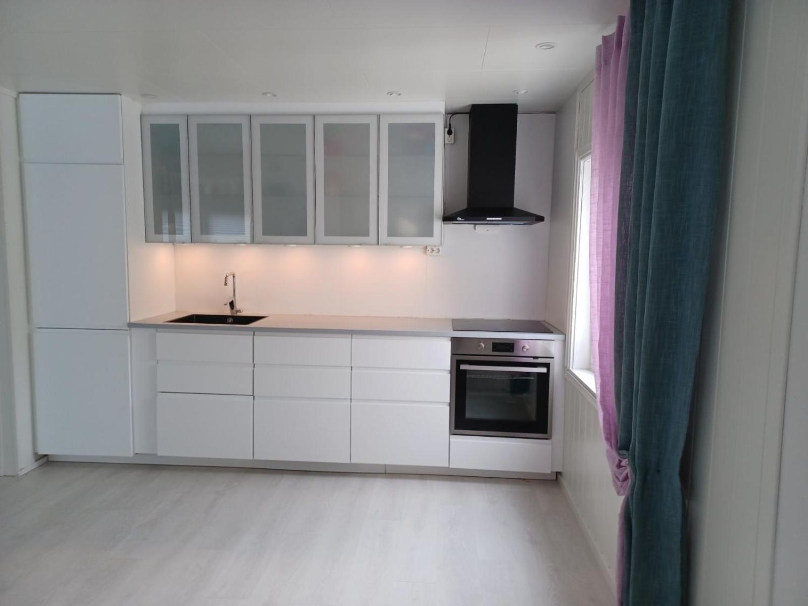 Great Guest House Natalie'S Skjervoy Ngoại thất bức ảnh
