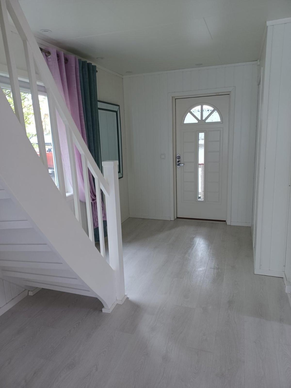 Great Guest House Natalie'S Skjervoy Ngoại thất bức ảnh